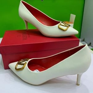 Female shoes
